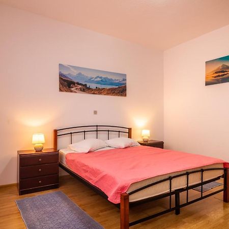 Apartments Mihael Split Bagian luar foto