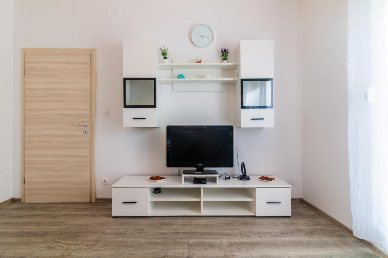 Apartments Mihael Split Bagian luar foto