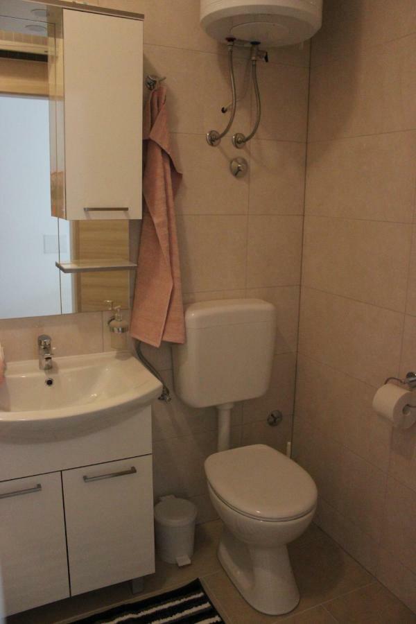 Apartments Mihael Split Bagian luar foto