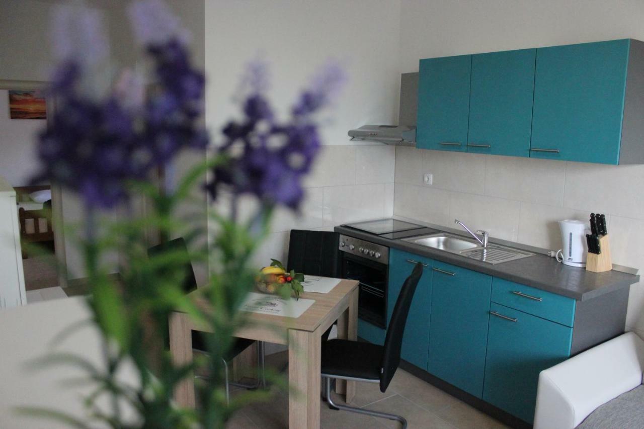 Apartments Mihael Split Bagian luar foto
