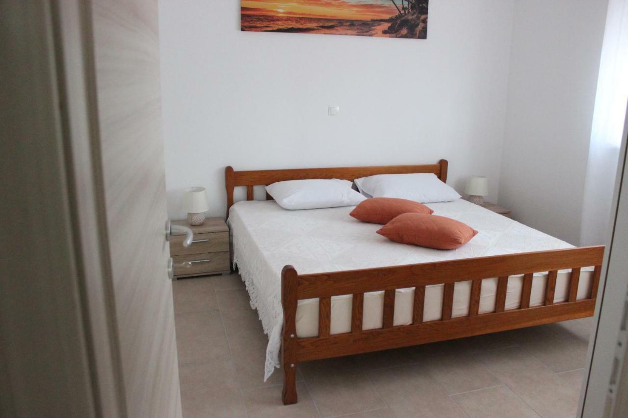 Apartments Mihael Split Bagian luar foto