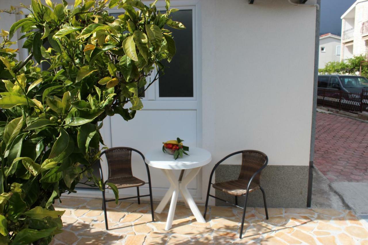 Apartments Mihael Split Bagian luar foto